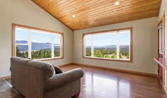 125 Cottage Ln, Bonners Ferry, ID 83805