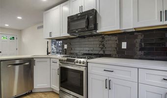 8505 Ava Dr, Affton, MO 63123