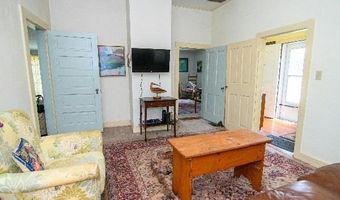 23613 FRONT St, Accomac, VA 23301