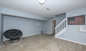 2096 HIDDEN HOLLOW Ln, Akron, OH 44313