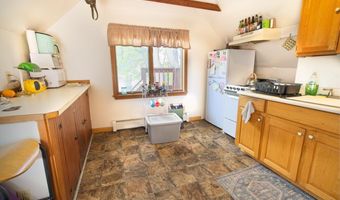 15 Grace Ct, Bangor, ME 04401