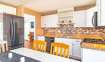 2163 Hemlock Dr, Ann Arbor, MI 48108