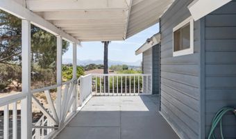 2827 N Victoria Dr, Alpine, CA 91901