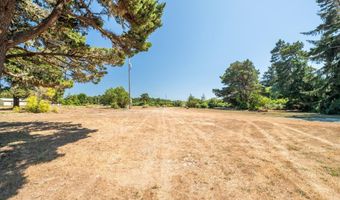 87363 Oberman Ln, Bandon, OR 97411