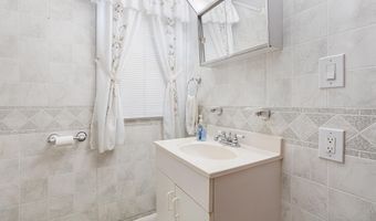 1 Imlaystown Hightstown Rd, Allentown, NJ 08501