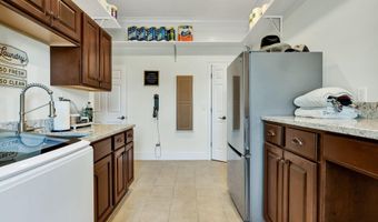 150 Hunters Way, Benton, TN 37307