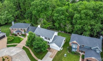 1525 Carriage Bridge Trl, Ballwin, MO 63021