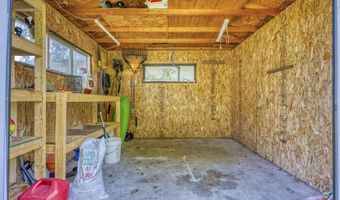 1113 Summer St, Algonac, MI 48001