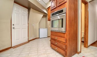 17200 Pella Rd, Adams, NE 68301