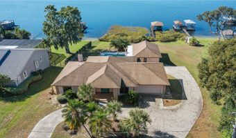 510 HILLSIDE Dr, Auburndale, FL 33823