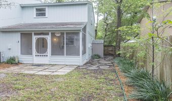 1396 MAIN St, Atlantic Beach, FL 32233