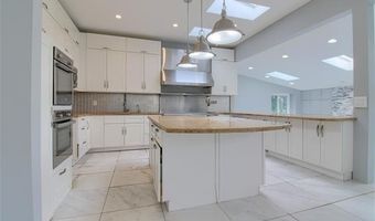341 Corrie Rd, Ann Arbor, MI 48105