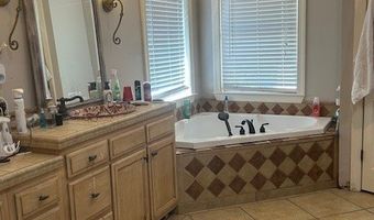 103 Redbud Dr, Batesville, MS 38606