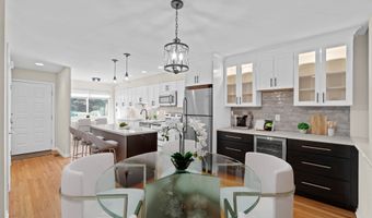 33 Eagle Rock Hl 33, Bethel, CT 06801