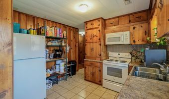 29 Breedlove Dr, Andrews, NC 28901