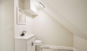 36 STRATFORD Ave, Aldan, PA 19018