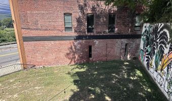 157 N Main St, Pittston, PA 18640