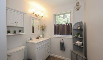 4 Quarry Ct, Auburn, NH 03032