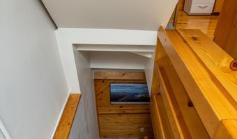 19948 W Glenn Hwy, Chickaloon, AK 99674