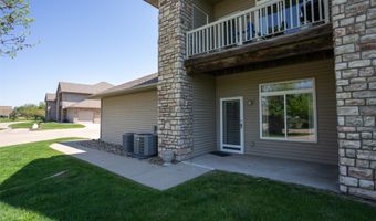 548 Kelsey Ln, Altoona, IA 50009