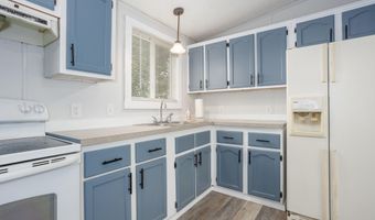 17077 Lawrence 1224, Aurora, MO 65605
