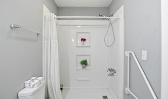 509 W South St, Arcadia, IN 46030