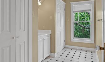 197 West, Batesville, MS 38606