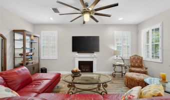 623 WINTERSIDE Dr, Apollo Beach, FL 33572