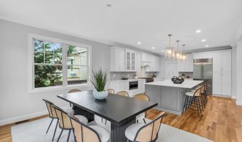 516 13th Ave, Belmar, NJ 07719
