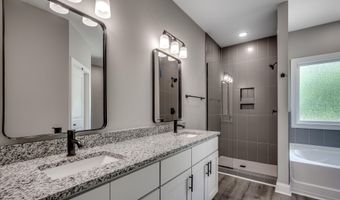 646 Sunny Pond Ln, Aynor, SC 29511
