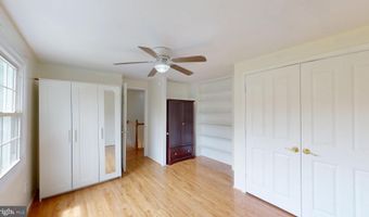 4025 CHELMONT Ln, Bowie, MD 20715