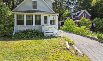 32 Murray St, Augusta, ME 04330