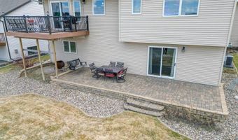 502 Granite Dr, Bismarck, ND 58503