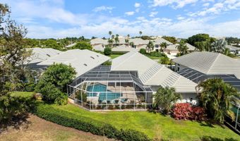 201 Orange Tree Dr, Atlantis, FL 33462