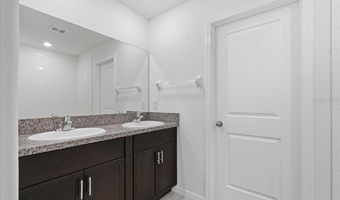 5224 WHITE CHICORY Dr, Apollo Beach, FL 33572