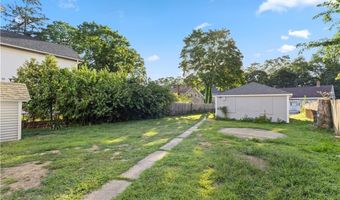 1250 Cranston St, Cranston, RI 02905