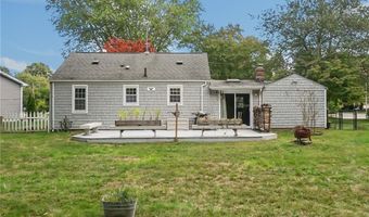73 Penguin Ave, Warwick, RI 02818