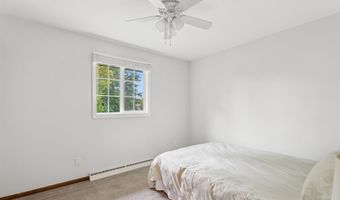844 E SUNSET Ave, Appleton, WI 54911