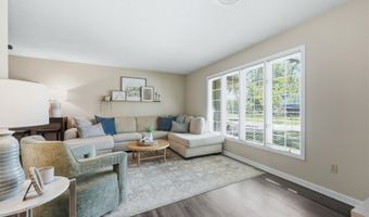 500 Greenbriar Blvd, Auburn, IN 46706