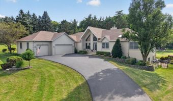 11923 Devonshire St, Algonquin, IL 60102