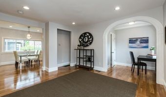 10 Nantasket Ave 1, Boston, MA 02135