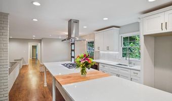 4176 Triple Creek Ct NE, Atlanta, GA 30319