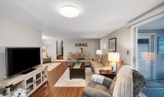 749 Park Ave, Belford, NJ 07718