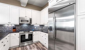 68-1118 N KANIKU Dr 205, Kamuela, HI 96743