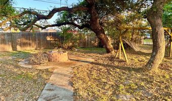 813 N Houston St, Aransas Pass, TX 78336