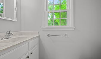 111 N FAIRFIELD Dr, Dover, DE 19901