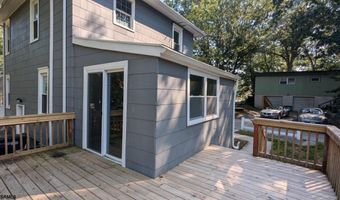 615 N Shore Rd, Absecon, NJ 08201