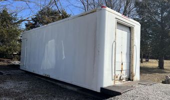 1306 Shull St, Ava, MO 65608