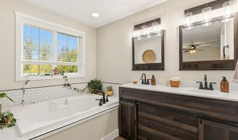 28021 NE 176TH Pl, Battle Ground, WA 98604