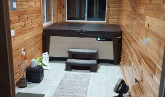 11 Bracket Cir, Charlestown, NH 03603